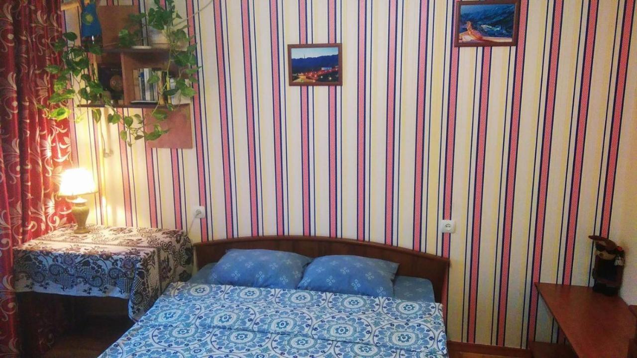 "Арбат" Центр Квартира- Apartment "Arbat" Almaty Extérieur photo